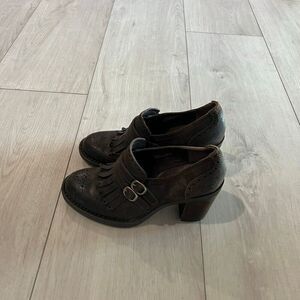 Born Womens Hazel Boot Pump Size 7  Block Heel Shootie Retro Kiltie Brown Suede